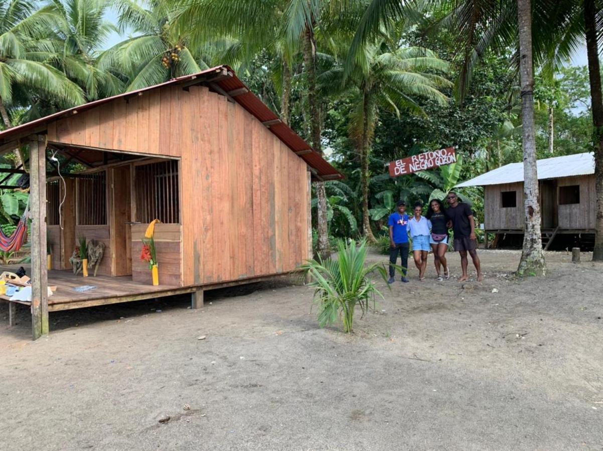 Villa El retoño del negro gozon Nuquí Exterior foto