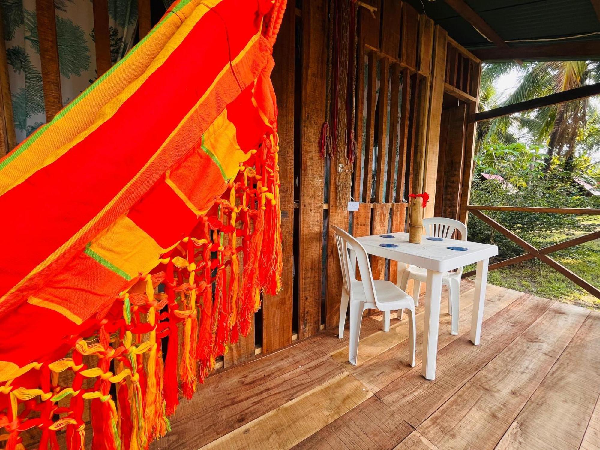 Villa El retoño del negro gozon Nuquí Habitación foto